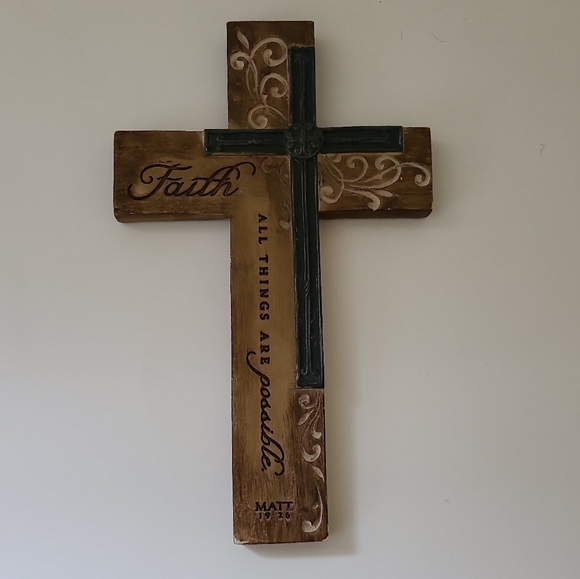 Rustic Intaglio Wall Cross Resin Faith in All Things - Picture 1 of 5